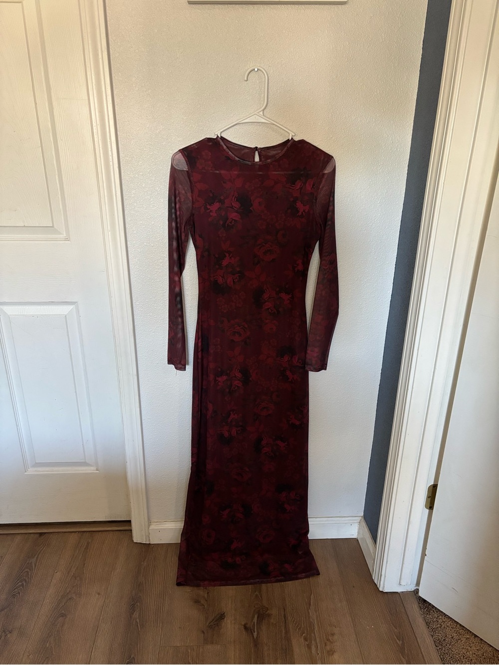 Cupshe Burgundy Floral Mesh Maxi Dress with Sheer Sleeves